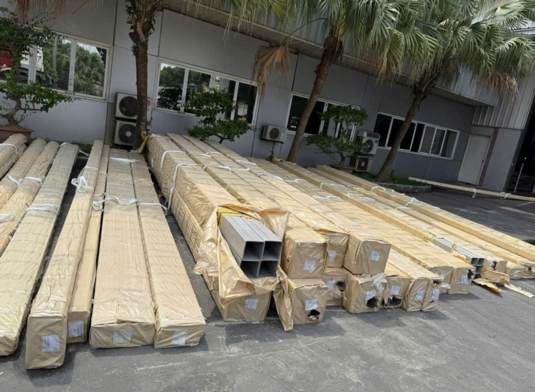 HỘP VUÔNG INOX 304/316 70 x 70 x 6.0MM