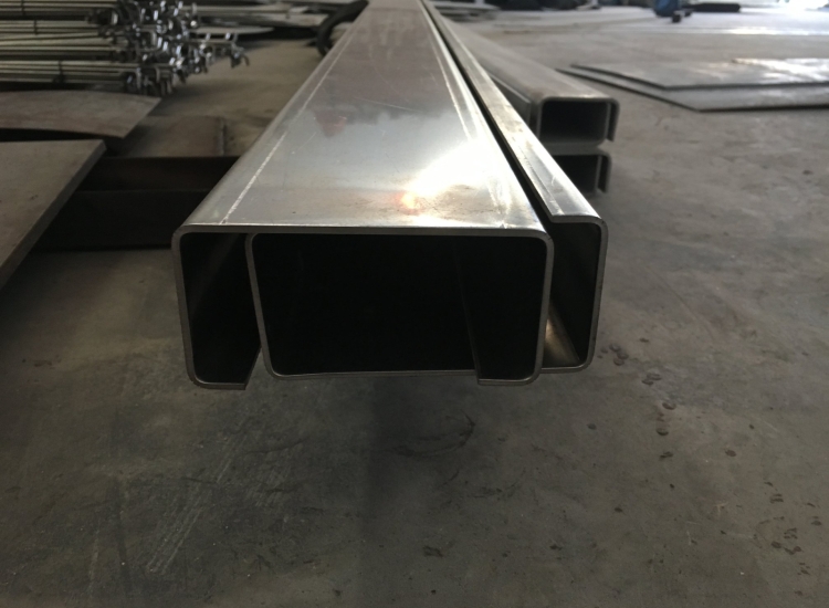 GIA CÔNG CHẤN CHỮ L,CHỮ V VÀ CÁC HÌNH DẠNG KHÁC INOX 304/316/201/430