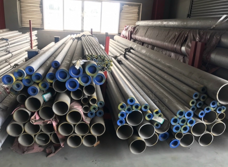 ỐNG ĐÚC INOX DN 8 - PHI 13.72 - MÁC THÉP 304/316/310S