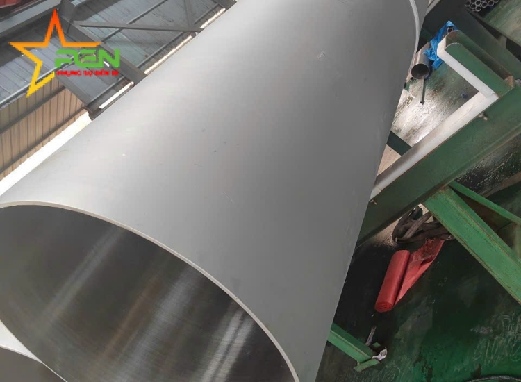 ỐNG ĐÚC INOX DN 900- PHI 914  ĐỘ DÀY SCH 10,SCH 40,SCH 80,XXS