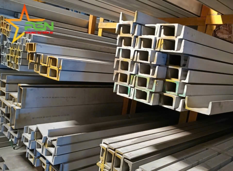 U ĐÚC INOX 304-100 x 48 x 5.5 x 6M