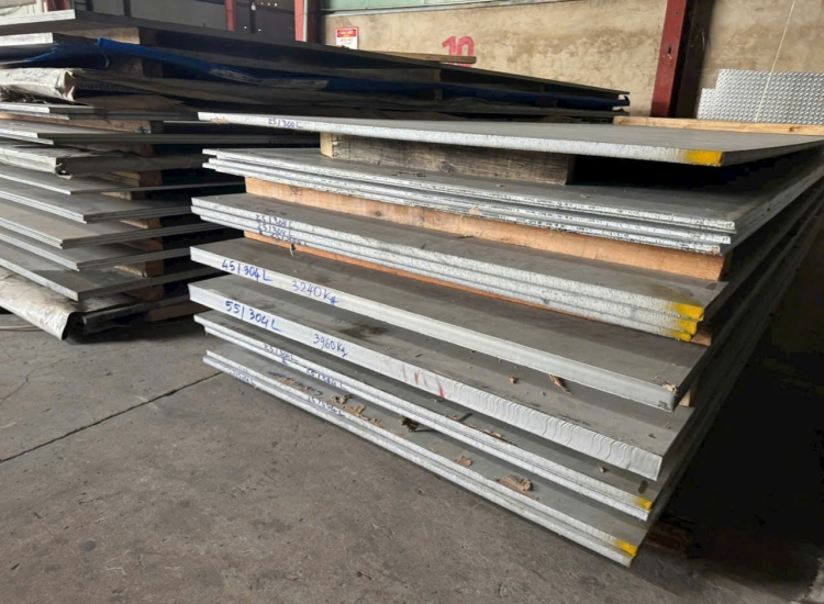 TẤM INOX 316/316L  DÀY  150MM BỀ MẶT No.1